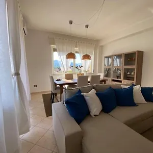 https://appartamento-villa-circe.taorminaitalyhotels.com